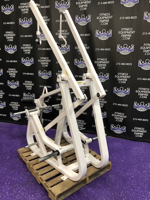 web17-10-7.jpg Nautilus XPload ISO Lateral Plate Loaded Leverage Pulldown