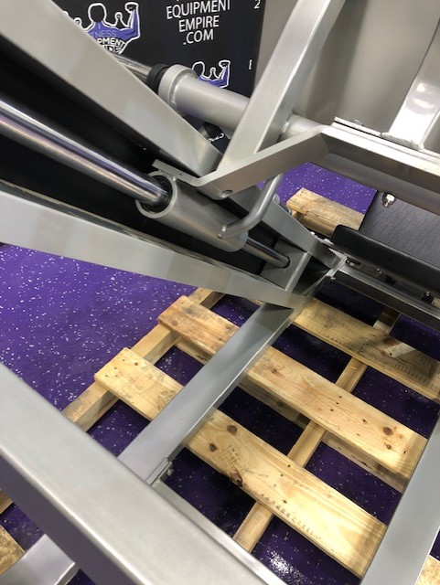 web17-14 BRAND NEW Empire 45 Degree Linear Platinum Leg Press – 4 Loading Horns