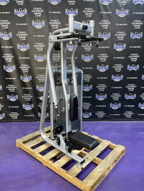 web17-15-3.jpg Precor Discovery Pec Fly & Rear Delt Combo – Current & Latest Model