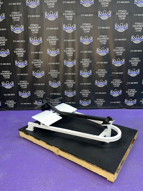 web18-23.jpg Streamline Multi Grip T Bar Row – RARE