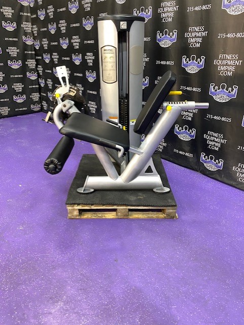 web18 FreeMotion Leg Extension w/ROM