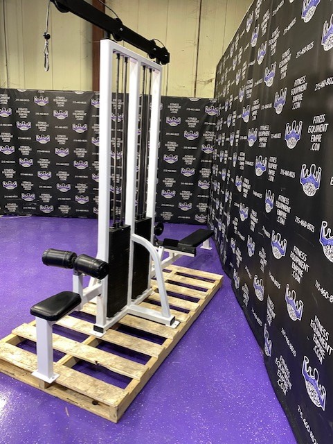 web19-10-3.jpg Streamline Lat Pulldown & Low Row Combo Unit w/300 lb. Stacks