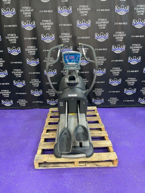 web19-11-6.jpg Octane Pro 3700 Classic Elliptical – Clean