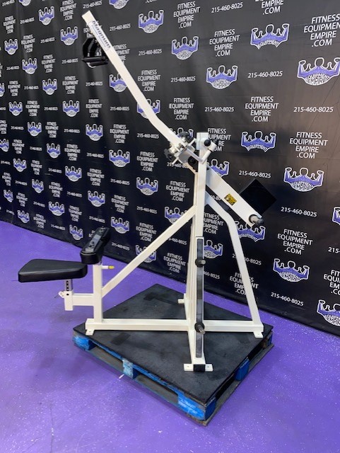 web19-9-1.jpg Magnum Plate Loaded Biangular Diverging Lat Pulldown RARE Model w/Handles