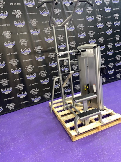 web2-17 Cybex VR3 Assisted & Free Weight Dip & Pull-up Machine