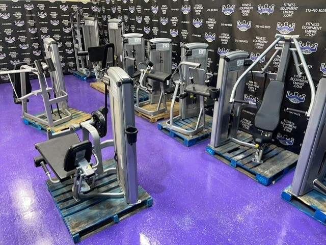 web2-19 Cybex VR3 15 Unit Total Body Platinum Strength Circuit