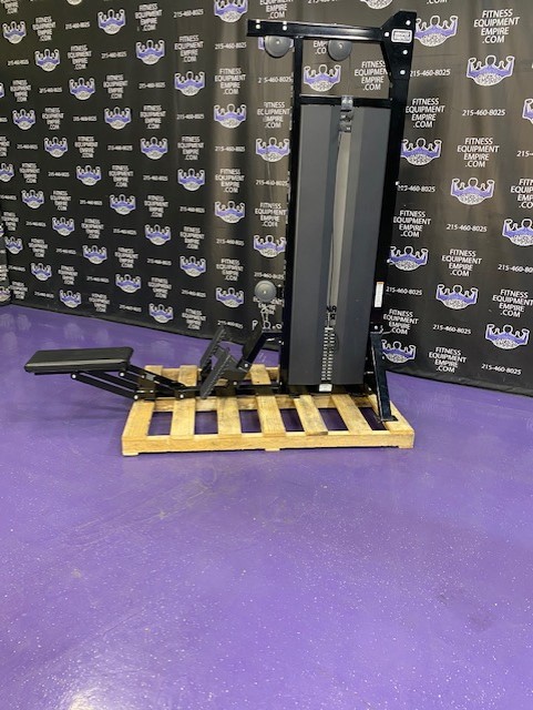 web2-6 Hammer Strength HD Elite Low Cable Row 300 lb. Stack – New Model