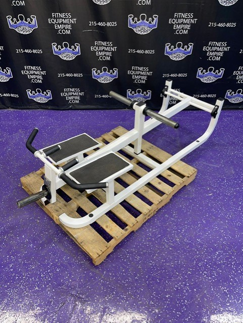 web20-1 Cybex Multi Grip Plate Loaded T Bar Row w/4 Loading Horns