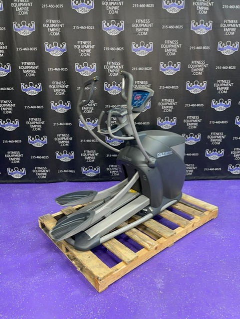 web20-9-5.jpg Octane Pro 3700 Classic Elliptical – Clean