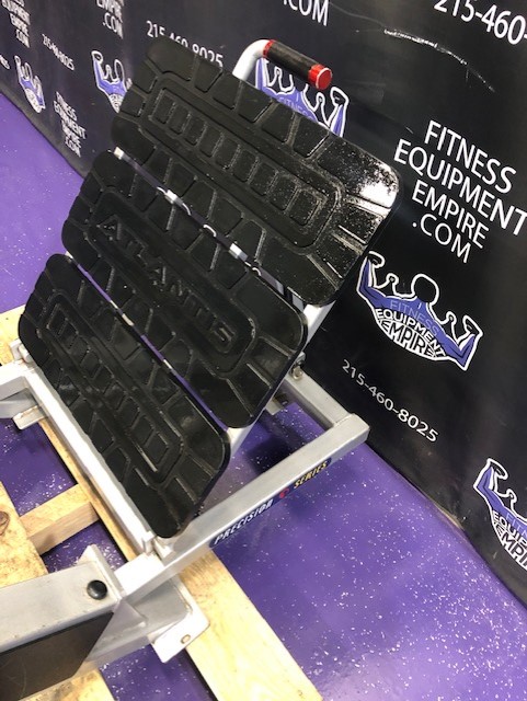 web21-7 Atlantis Linear Hack Squat w/Adjustable Footplate