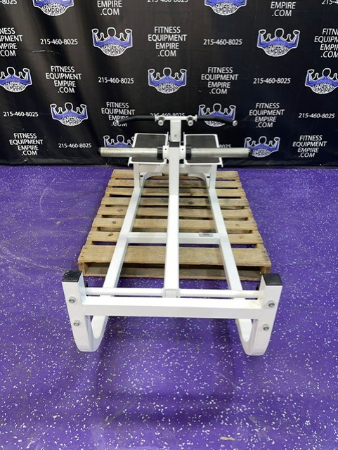 web22 Cybex Multi Grip Plate Loaded T Bar Row w/4 Loading Horns