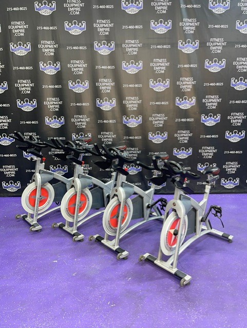 web26-13-1.jpg Schwinn AC SPORT Spin Bikes - Silver
