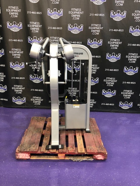 web26-17-1.jpg Nautilus Nitro Overhead Shoulder Press