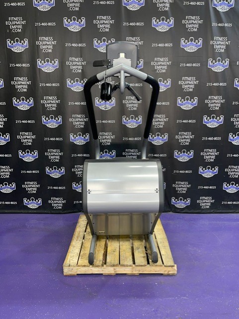 web28-3-6.jpg Nautilus K2 Touchscreen Stepmill Vertical Climber