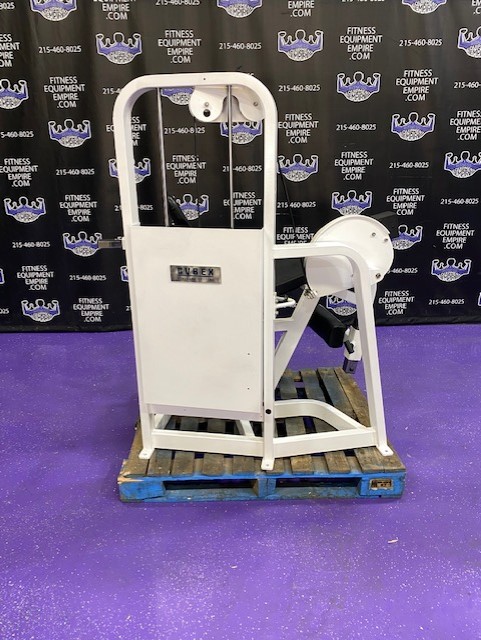 web28-8 Cybex VR2 Leg Extension w/300 lb. Stack