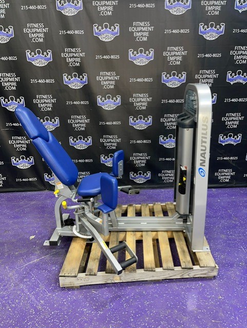 web29-1-5.jpg Nautilus Nitro Plus Abductor & Adductor Combo Machine – Inner & Outer Thigh – Immaculate