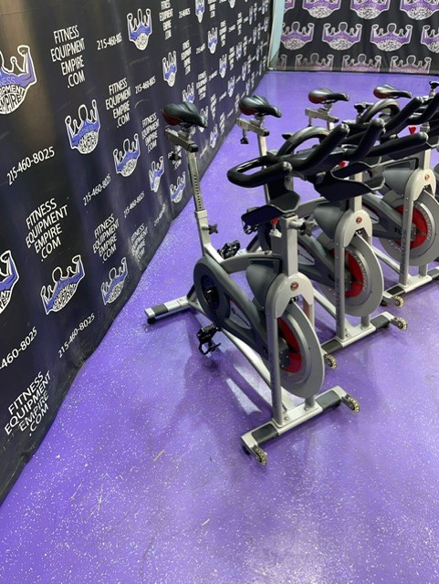 web29-13-1.jpg Schwinn AC SPORT Spin Bikes - Silver