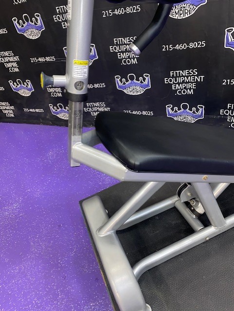 web29-2-4.jpg Cybex Eagle NX Adjustable Incline Decline & Flat Bench Abs Pressing & More