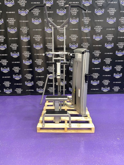 web3-17 Cybex VR3 Assisted & Free Weight Dip & Pull-up Machine