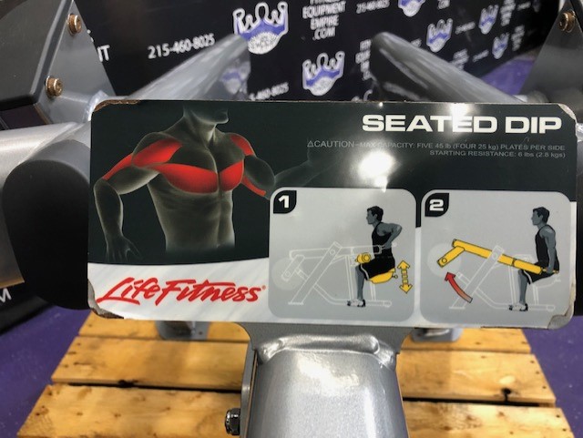 web30-8-1.jpg Life Fitness Signature Series Plate Loaded Seated Dip