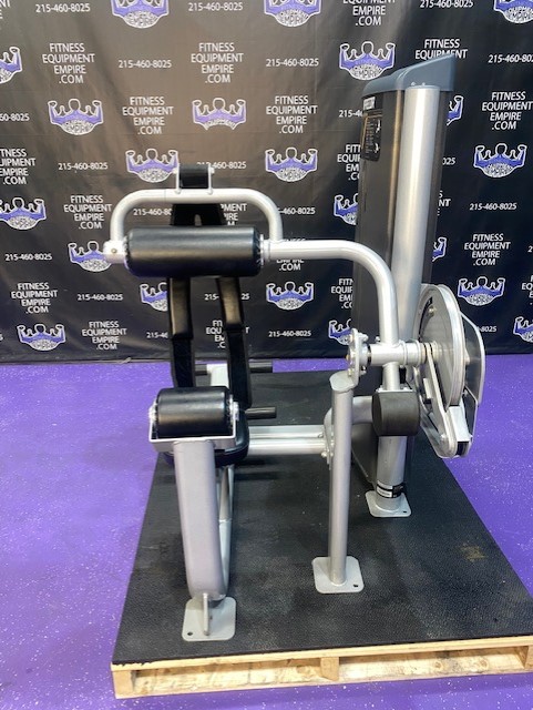 web31-2-2.jpg Precor Low Back Extension & Abdominal Crunch Combo Machine – Like New