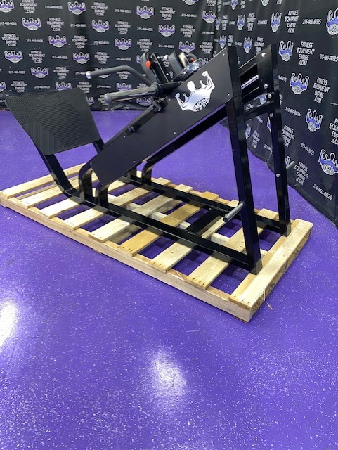 web34-1 BRAND NEW Empire 45 Degree Plate Loaded Linear Hack Squat