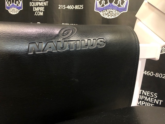 web35-6-4.jpg Nautilus Nitro Low Back Extension
