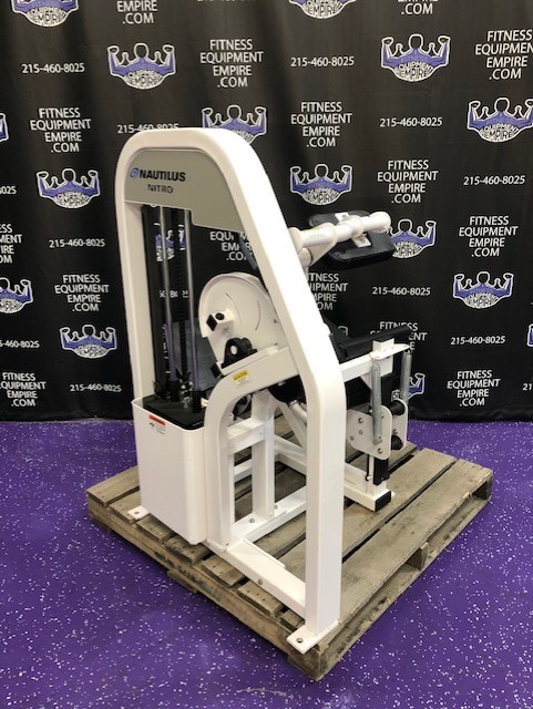 web36-6-2.jpg Nautilus Nitro Low Back Extension