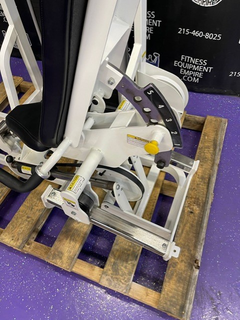 web37-5 Cybex Eagle Seated Leg Press w/500 lb. Stack