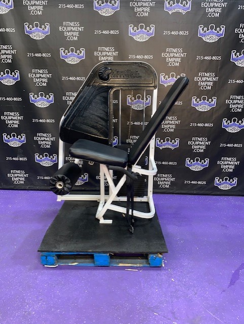 web38-1-1.jpg Nautilus Next Generation Chain Driven Leg Extension – Old School