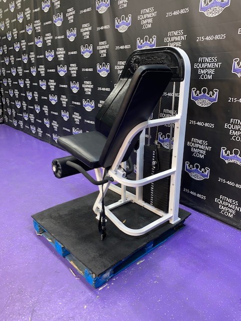 web39-1-1.jpg Nautilus Next Generation Chain Driven Leg Extension – Old School