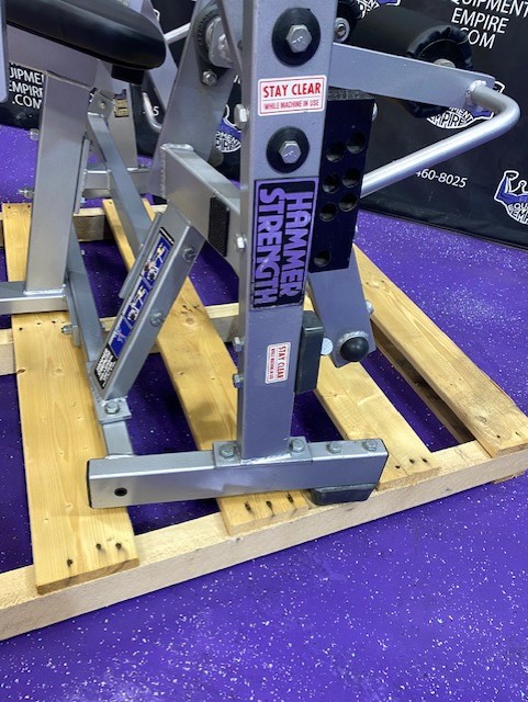 web4-18 Hammer Strength ISO Lateral Prone Lying Leg Curl