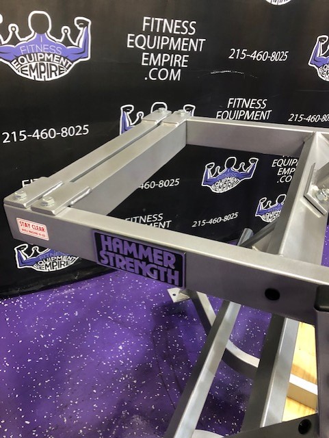 web44-5 Hammer Strength Plate Loaded Platinum V Squat