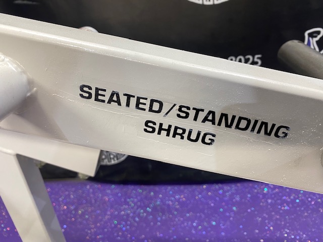 web5-28 Hammer Strength Seated & Standing Shrug