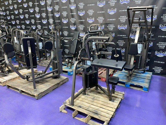 web52-2 Cybex 12 Unit Total Body Strength Circuit