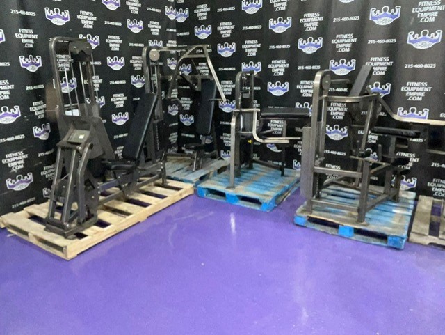 web54-2 Cybex 12 Unit Total Body Strength Circuit