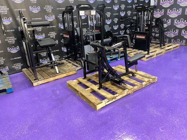 web6-8-2.jpg Life Fitness Pro Series 10 Unit Total Body Strength Circuit