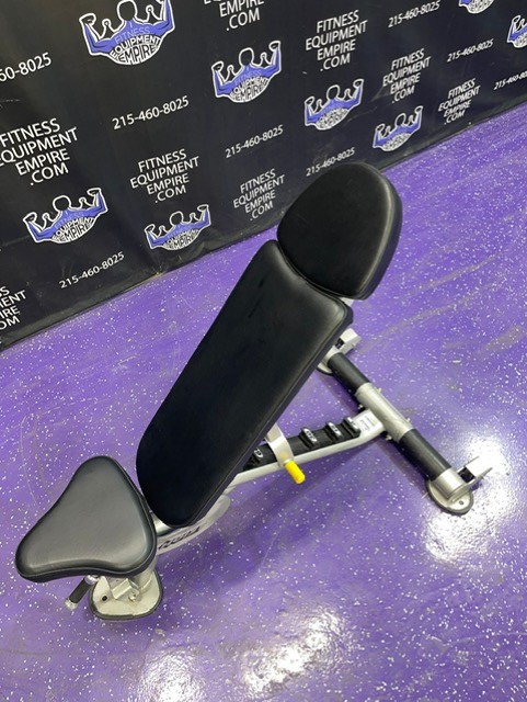 web61-3-1.jpg Hoist CF-3160 Adjustable Bench 0-80 Degrees