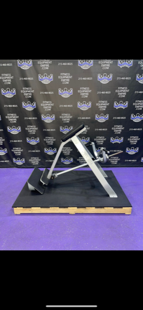 web62.png Precor Icarian Chest Supported T Bar Row