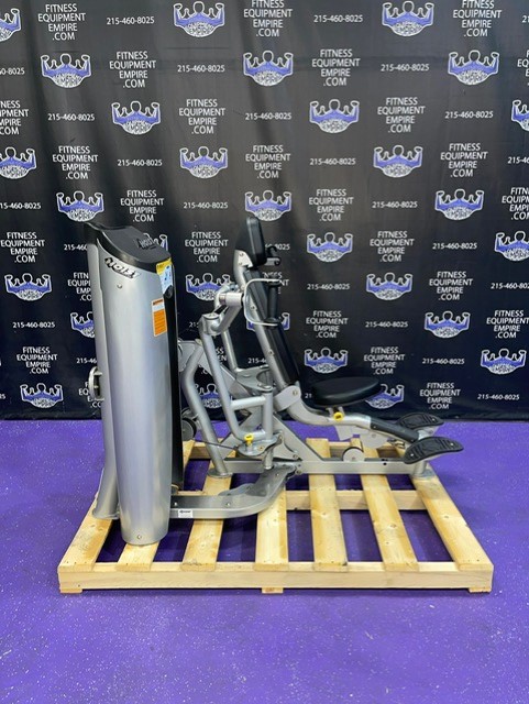 web68 Hoist Roc-It RS-1302 Converging Pec Fly w/345 lb. Stack