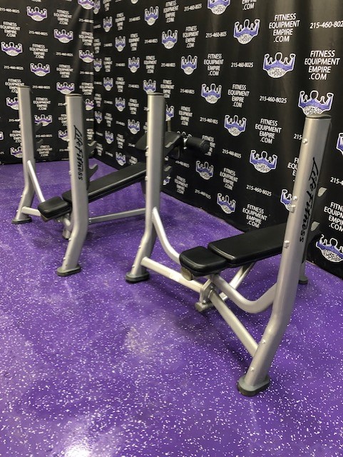 web7-10-5.jpg Life Fitness Signature Series 3 Unit Olympic Bench Set