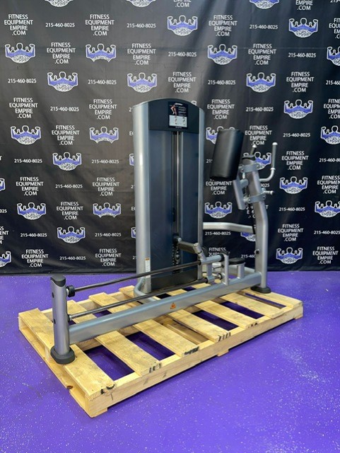 web7-14-3.jpg Life Fitness Signature Series Platinum Glute