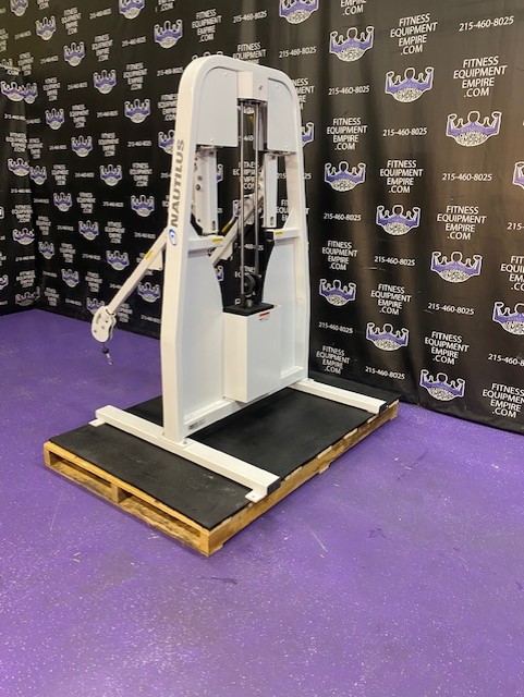 web7-30-1.jpg Nautilus Freedom Functional Trainer w/305 lb. Stack