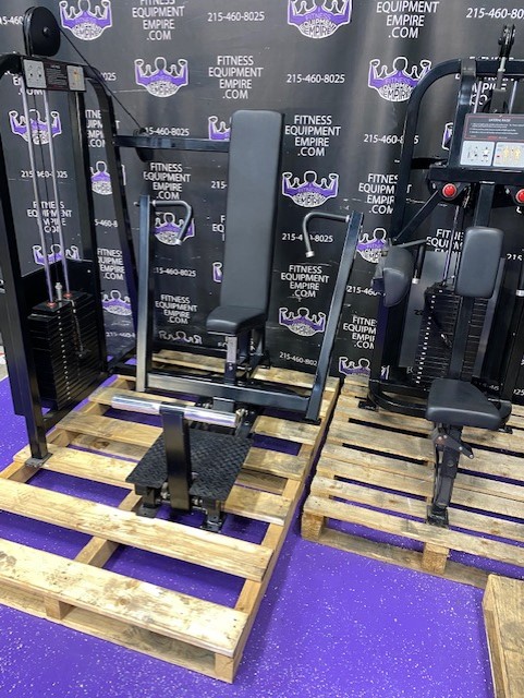 web7-8-1.jpg Life Fitness Pro Series 10 Unit Total Body Strength Circuit