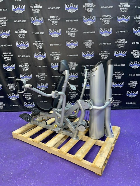 web71 Hoist Roc-It RS-1302 Converging Pec Fly w/345 lb. Stack