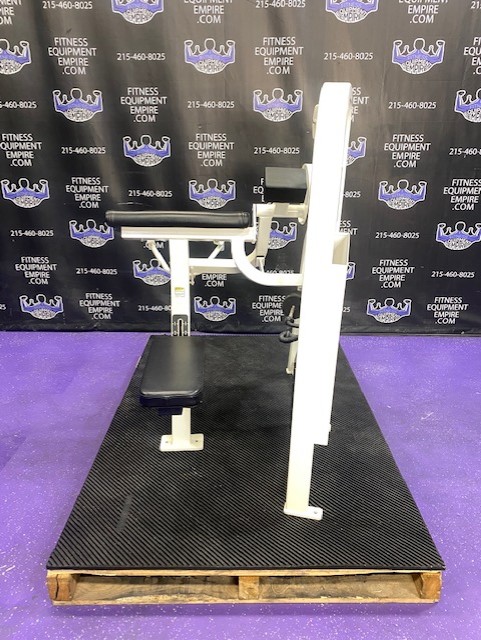 web72 Cybex VR2 Bicep Curl w/Swivel Handles