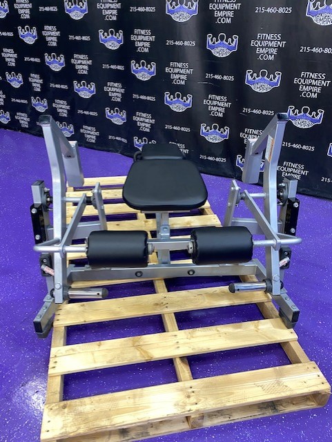 web8-15 Hammer Strength ISO Lateral Prone Lying Leg Curl