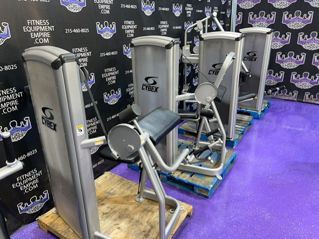 web9-16 Cybex VR3 15 Unit Total Body Platinum Strength Circuit