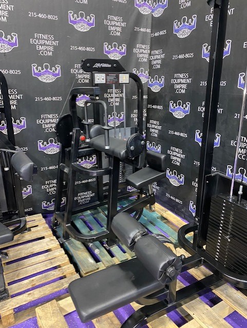 web9-5-1.jpg Life Fitness Pro Series 10 Unit Total Body Strength Circuit