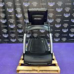 Life Fitness Integrity Series Treadmills w/Discover SE3HD Consoles – NEWEST MODEL